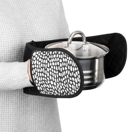 Stylish Oven Mitts - Modern Kitchen Accessories for Gifting, Home Cooking, Baking Essentials, Kitchen Decor, Unique Housewarming Gift